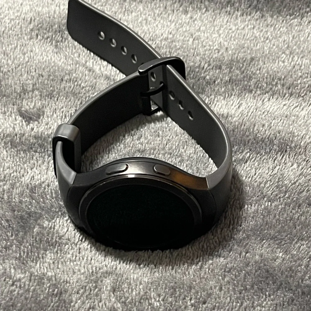 Samsung Gear S2 Smartwatch Black Finish Stainless Steel + Charging Stand ⌚️